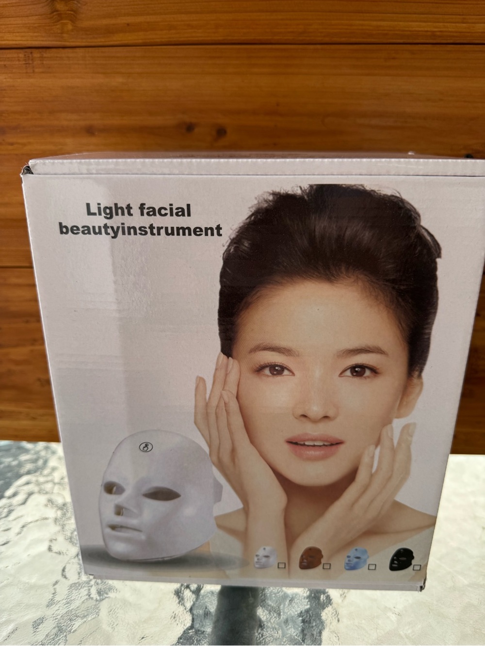 White LED Facial Light Therapy Mask for Skin Rejuvenation